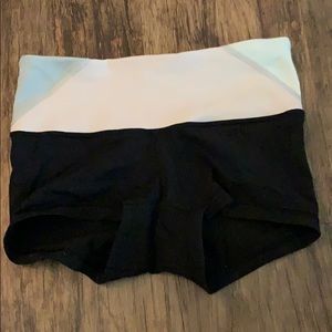 Lulu lemon spandex shorts
